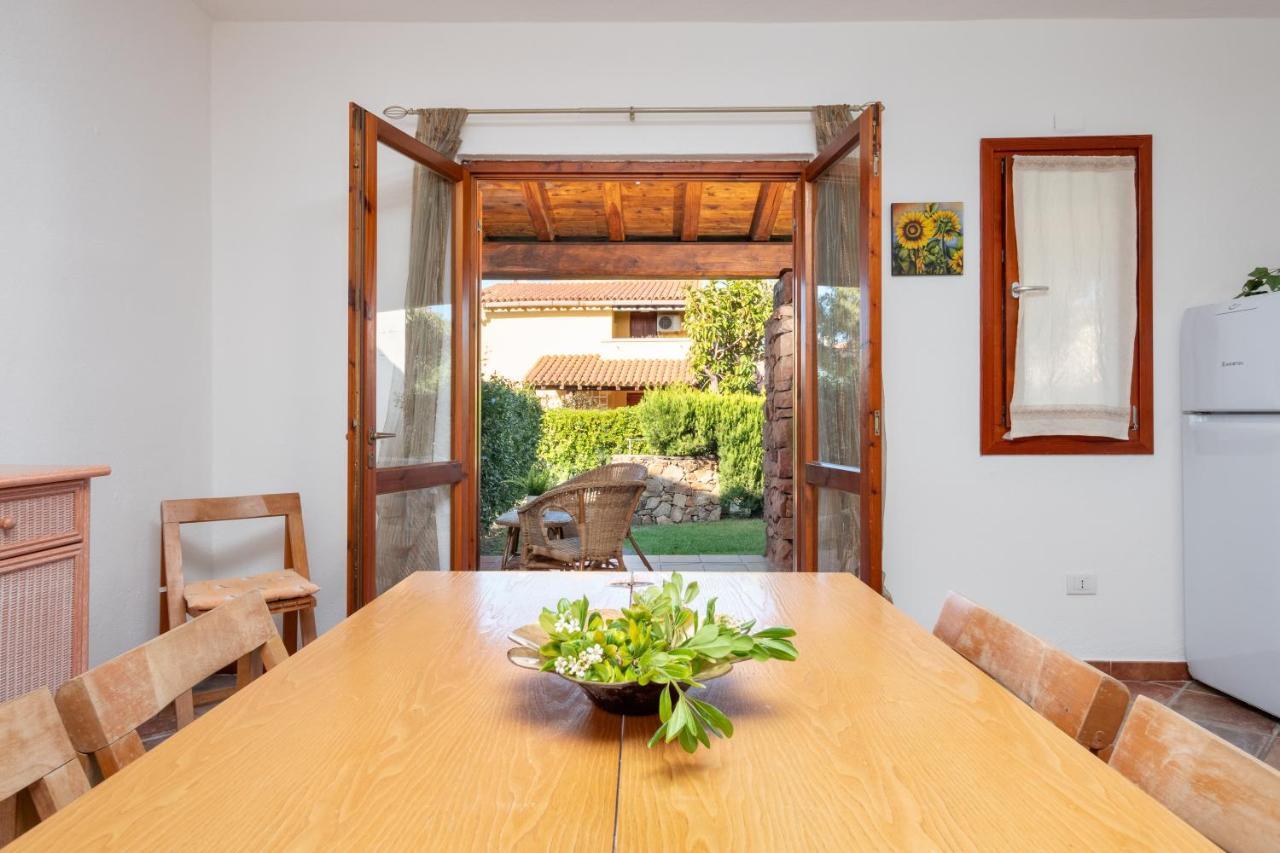 Holiday House Li Piri Сан-Теодоро Экстерьер фото